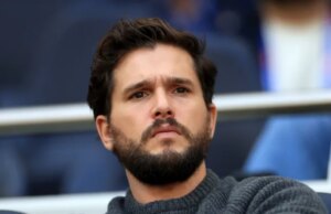 A estrela de Sport of Thrones, Equipment Harington, não sabia seu nome verdadeiro até os 11 anos de idade