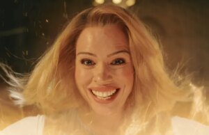 Fãs de Physician Who saltam em defesa de Billie Piper após choque: ‘Ela não merece isso’