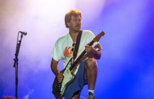 James Bourne revela novo álbum surpresa após cirurgia para ‘prolongar sua vida’