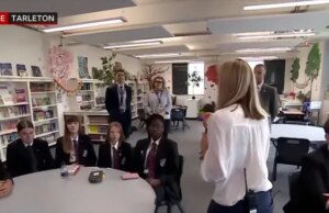 A entrevista inexpressiva de um adolescente na BBC sobre a proibição das mídias sociais é a melhor coisa que você assistirá hoje