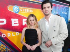 David Corenswet, do Superman, aparece para proteger Milly Alcock, da Supergirl, no tapete vermelho