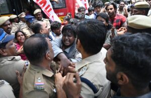 SFI condena ação policial contra estudantes que protestam contra NEET