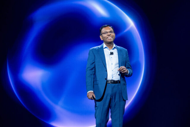 Swami-Keynote-3-1260x840.jpg