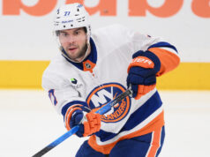 Islanders assinam com Tony DeAngelo um contrato de dois anos e US$ 9 milhões