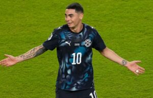 Nova regra do cartão vermelho aplicada pela primeira vez na Copa do Mundo