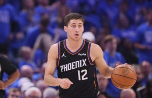Relatório: Collin Gillespie retornando ao Suns em um contrato de quatro anos e US$ 48 milhões
