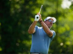 Relatório: Mickelson expulso do clube por contato inadequado com funcionária