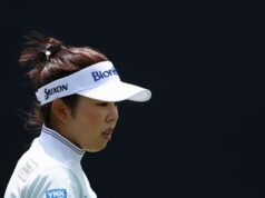 Yamashita vence o playoff do Meijer LPGA Basic depois que Woad acerta a bola de três pés no regulamento