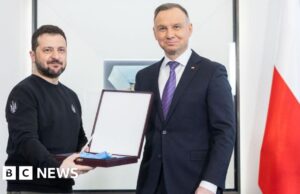 Zelensky perdeu a mais alta honraria polonesa por causa do nome de unidade do exército na 2ª Guerra Mundial