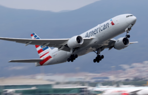 O áudio do controle de tráfego aéreo captura o momento tenso em que dois aviões quase colidiram no aeroporto Logan de Boston
