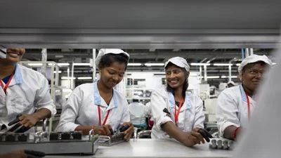 apple-education-hub-india-factory.jpg