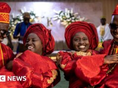 Gêmeos se casam com gêmeos em um alegre casamento conjunto na Nigéria