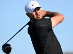 ‘Eu vou’: Brooks Koepka planeja jogar o US Open apesar da lesão