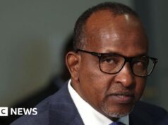 Ministro queniano é condenado por desrespeito ao tribunal por causa de centro de Ebola apoiado pelos EUA