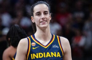 Caitlin Clark incendeia árbitros após estrela do Fever receber falta técnica por ‘aplaudir’: ‘Simplesmente ridículo’