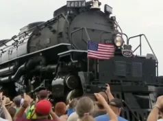 Union Pacific Huge Boy, a maior e mais potente locomotiva a vapor do mundo, percorre os EUA