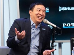Andrew Yang está vivendo a vida presidencial (tentando construir um negócio de telefonia móvel)