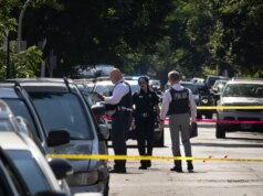 Quatro mortos e 29 tiros na violência do fim de semana em Chicago enquanto líderes anunciam o progresso do crime
