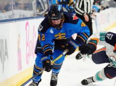 Toronto Sceptres recontrata Claire Dalton com contrato de dois anos