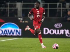 Davies, do Canadá, não apressará a recuperação, mantendo as portas abertas para o retorno da Copa do Mundo