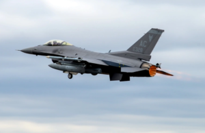 Caça F-16 intercepta avião em espaço aéreo restrito sobre Maryland