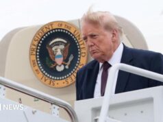 Congresso aprova medida sobre poderes de guerra pela primeira vez, repreendendo a guerra de Trump com o Irã