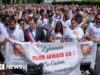 Cidade francesa enterra criança assassinada enquanto aumentam as questões sobre falhas policiais