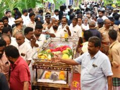 Bharatiraja falece AO VIVO | Os restos mortais de Bharathiraja chegam a Theni