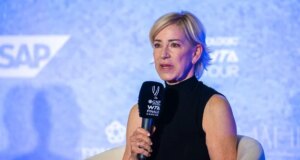 Chrissie Evert anuncia que seu câncer de ovário voltou