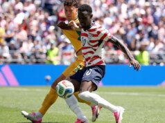 EUA derrotam Austrália na Copa do Mundo e garantem vaga nas oitavas de last