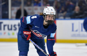 Vancouver Goldeneyes seleciona Caroline Harvey com a escolha número 1 no Draft da PWHL