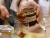 Conheça Marina Marchese, a sommelier de mel