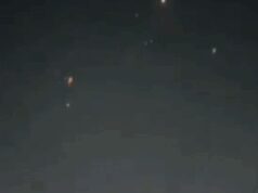 Assista: Mísseis chovem no céu noturno de Israel enquanto o Irã lança novos ataques após dois meses