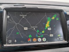 Mudei para o MyRadar como meu principal aplicativo meteorológico do Android Auto e não me arrependo