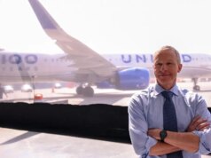CEO de companhia aérea que contava cartas agora aposta que vantagens premium podem conquistar passageiros
