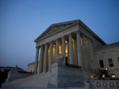 Em uma vitória para a privacidade, a Suprema Corte determina que os mandados de cerca geográfica são uma ‘busca’ sob a 4ª Emenda