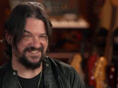O filho de Waylon Jennings, Shooter, sobre o resgate da música de seu pai
