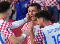 Croácia se recupera quando ataque de Budimir elimina Panamá