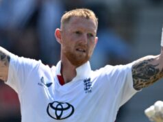 Stokes deixa o cargo de capitão da Inglaterra e anuncia aposentadoria internacional