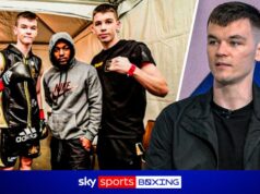 McKenna olha para Canelo e Eubank Jr após luta pelo campeonato mundial