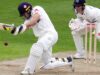 Carlson ajuda Glamorgan na tão esperada vitória do County Championship sobre Surrey