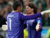 Ochoa e Mora fazem história na Copa do Mundo com o México derrotando a República Tcheca