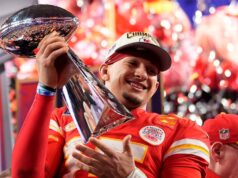 Mahomes assina contrato recorde de US$ 500 milhões com Chiefs