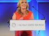 A robusta Linda Cohn do ‘SportsCenter’ da ESPN está se aposentando
