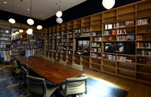 Uma olhada nas bibliotecas presidenciais enquanto o Centro Presidencial Obama abre ao público esta semana