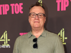 Russell T Davies provoca um novo projeto de TV – mas diz que ‘não sabe se funciona’