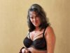 Tracey Emin posa orgulhosamente de calcinha ao comemorar seu 63º aniversário e diz: ‘Quero viver o maior tempo possível e trabalhar até o dia de minha morte’ após a batalha contra o câncer de bexiga