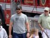 Chris Pratt e Katherine Schwarzenegger aparecem com crianças no desfile de 4 de julho após a chocante divulgação do divórcio de Anna Faris
