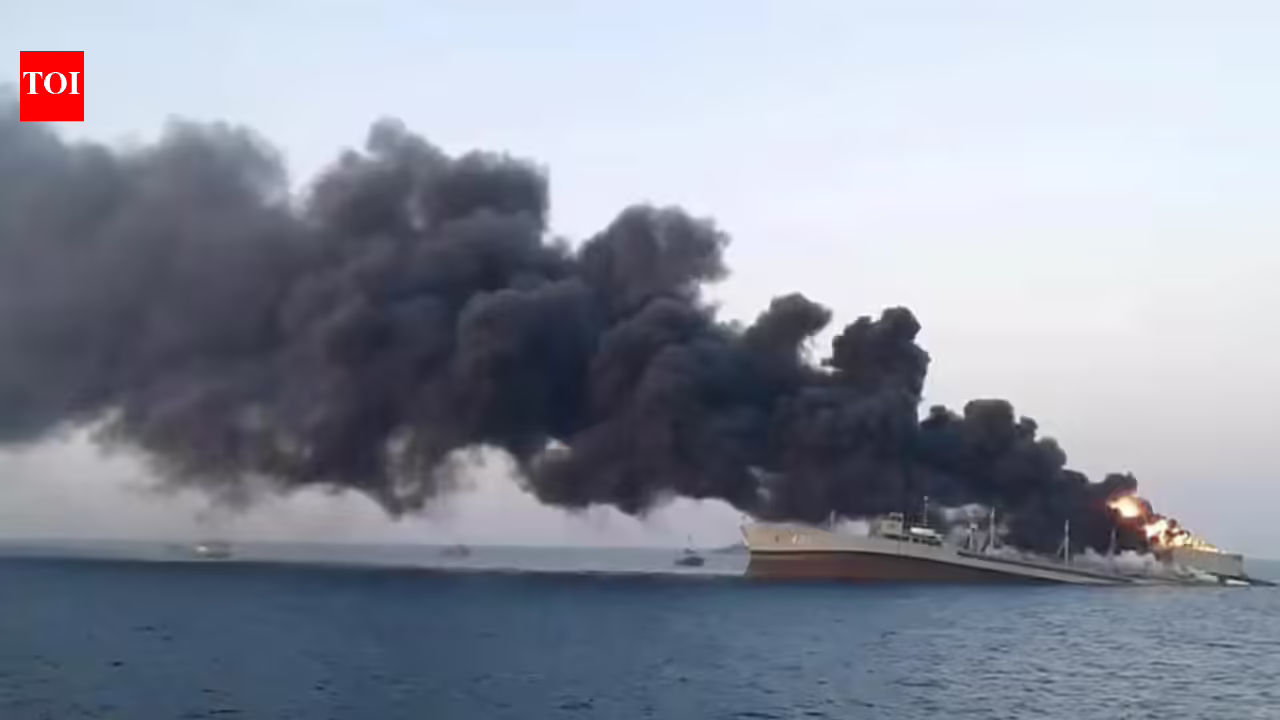 ‘Sob ataque de agressores desconhecidos’: militares britânicos relatam novo ataque a navio de carga no Iêmen