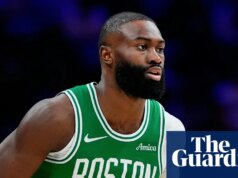 O Celtics supostamente trocou o MVP das finais da NBA de 2024, Jaylen Brown, para o 76ers após algumas semanas tempestuosas